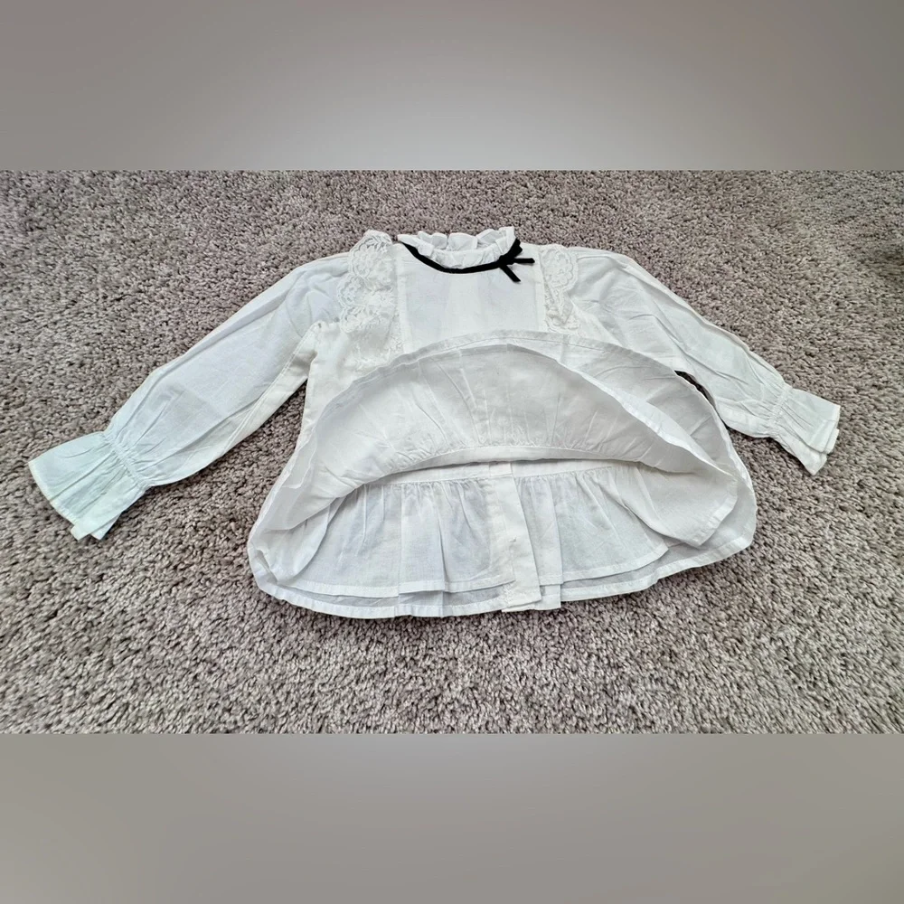 Janie and Jack - White Ruffled Kids Top size 2T - Picture 4 of 4